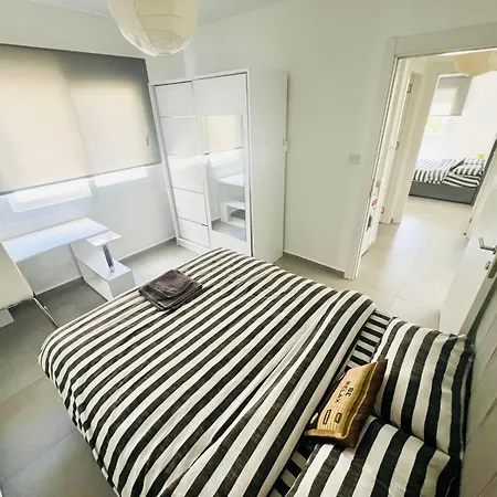 Luxury Flat In North Appartement Nicosia